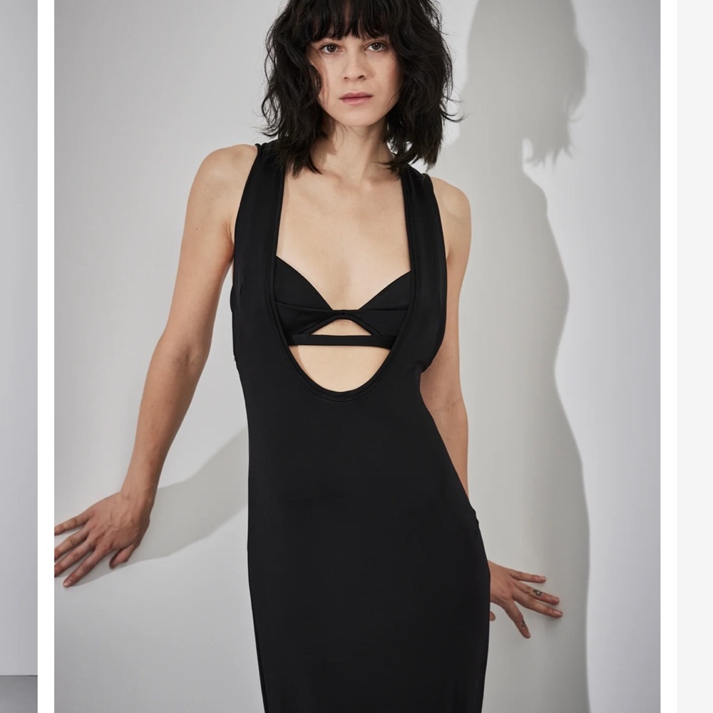 Chic Black Backless Dress